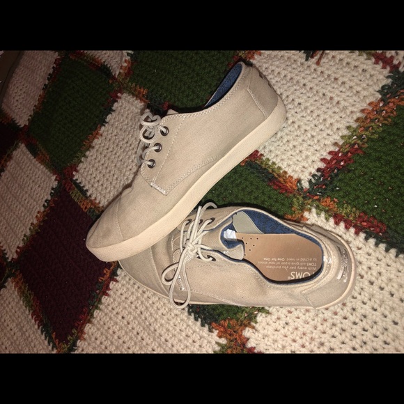 Toms, sneakers - Picture 2 of 3